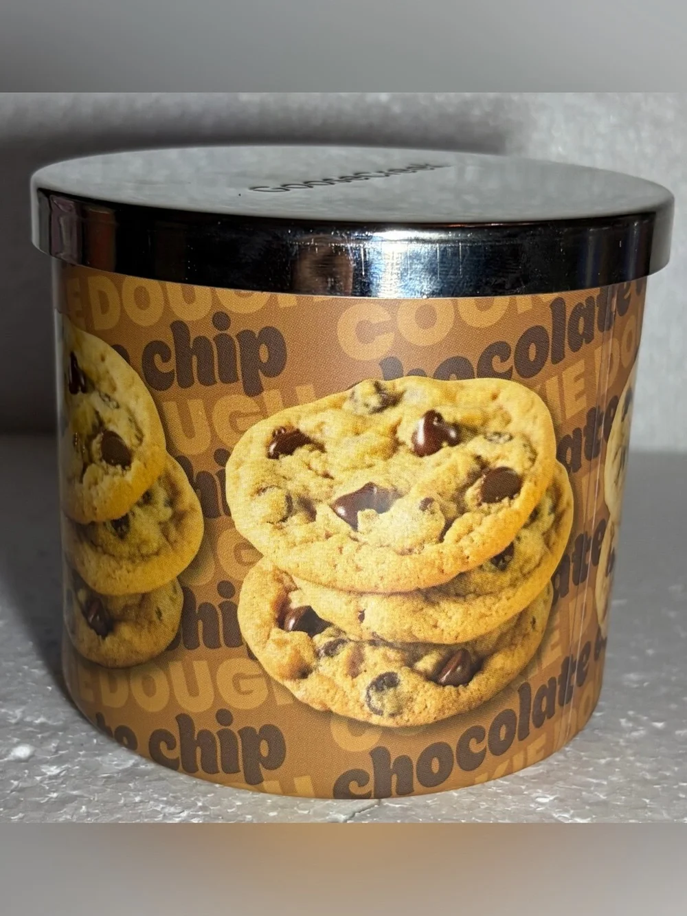 Goose Creek Pillsbury Chocolate Chip Cookie Dough 3 Wick Candle 14.5 Oz